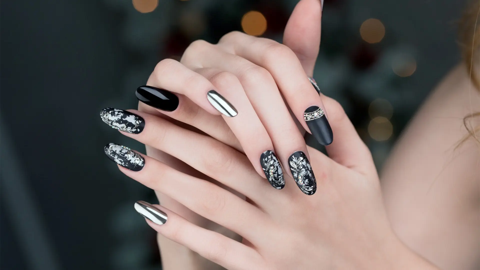 Yalıhüyük Protez Tırnak